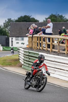 Vintage-motorcycle-club;eventdigitalimages;mallory-park;mallory-park-trackday-photographs;no-limits-trackdays;peter-wileman-photography;trackday-digital-images;trackday-photos;vmcc-festival-1000-bikes-photographs